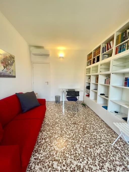 Tolstoj Appartement Milan